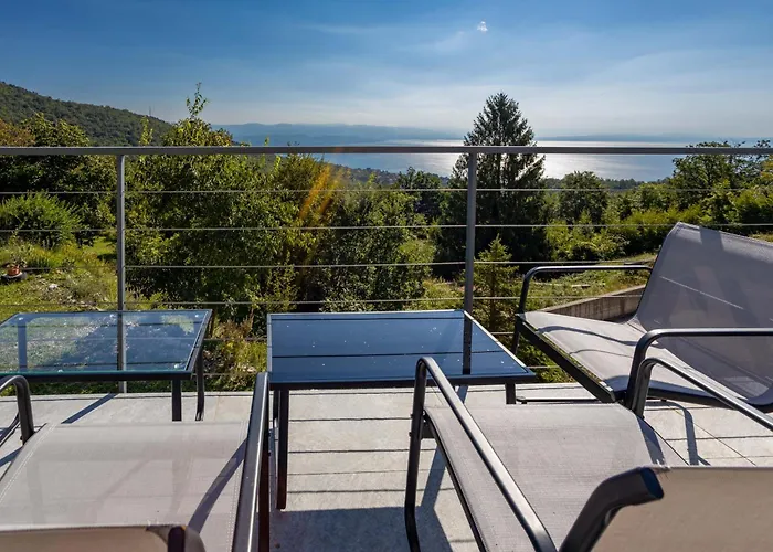 ヴィラ Luxury Villa Carrera With Private Pool - Opatija Area *