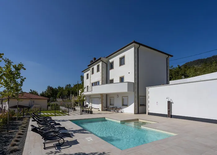 Luxury Villa Carrera With Private Pool - Opatija Area ヴィラ *