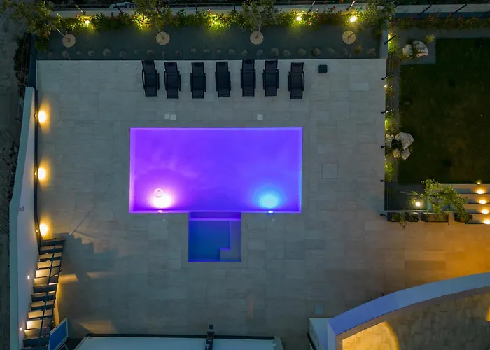 ヴィラ Luxury Villa Carrera With Private Pool - Opatija Area Veprinac