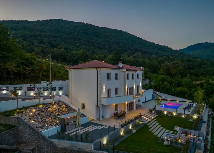 Luxury Villa Carrera With Private Pool - Opatija Area ヴィラ Veprinac