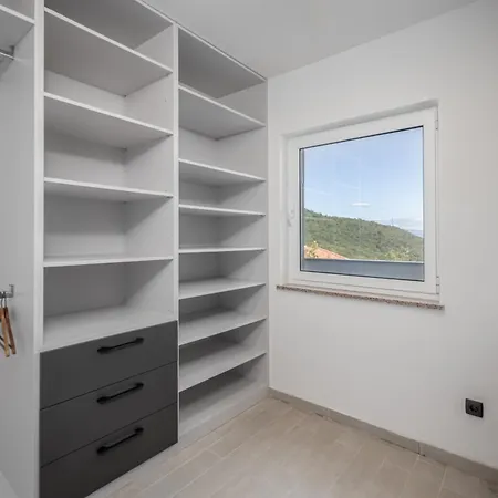 Vilă Luxury Carrera With Private Pool - Opatija Area