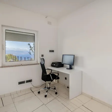 Vilă Luxury Carrera With Private Pool - Opatija Area Veprinac