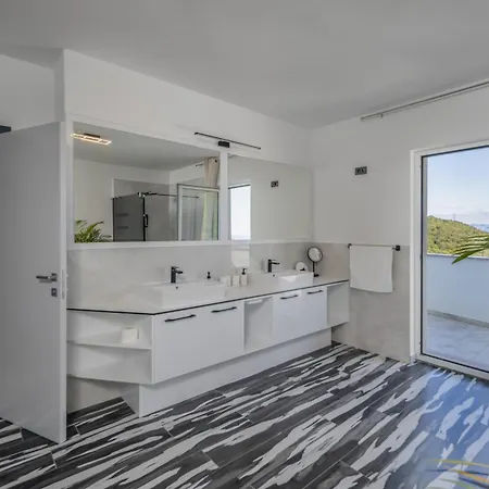 Luxury Carrera With Private Pool - Opatija Area * Veprinac