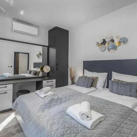 Luxury Carrera With Private Pool - Opatija Area