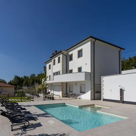 Luxury Carrera With Private Pool - Opatija Area Vilă *
