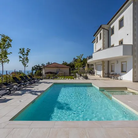 Luxury Carrera With Private Pool - Opatija Area Veprinac