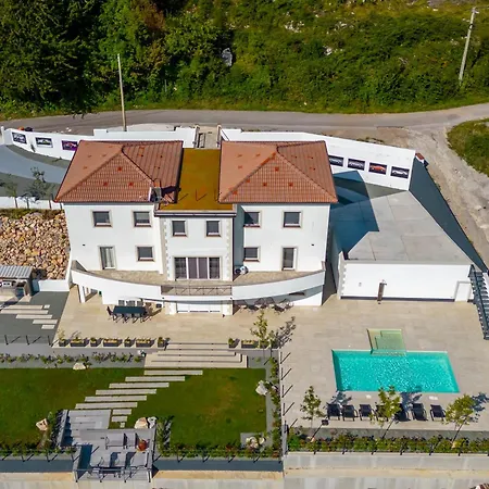 Luxury Carrera With Private Pool - Opatija Area Vilă *