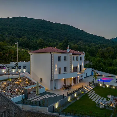 Luxury Carrera With Private Pool - Opatija Area Vilă Veprinac